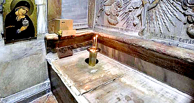 resurrection-stone-1